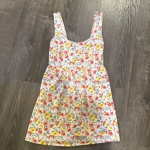 Forever21 Floral Sleeveless Dress Size Small. So comfy & cute! Has pockets too!!